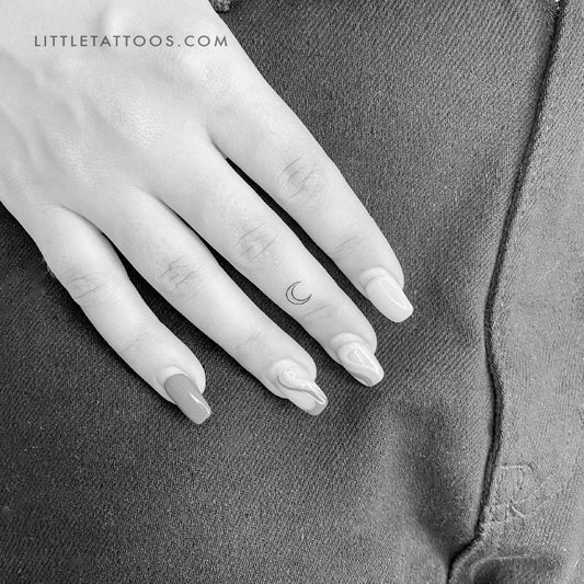 Small Crescent Moon Outline Temporary Tattoo - Set of 3
