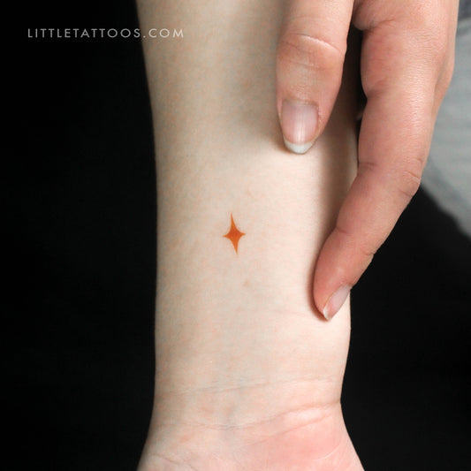 Tatuaje temporal de estrella amarilla diminuta - Juego de 3