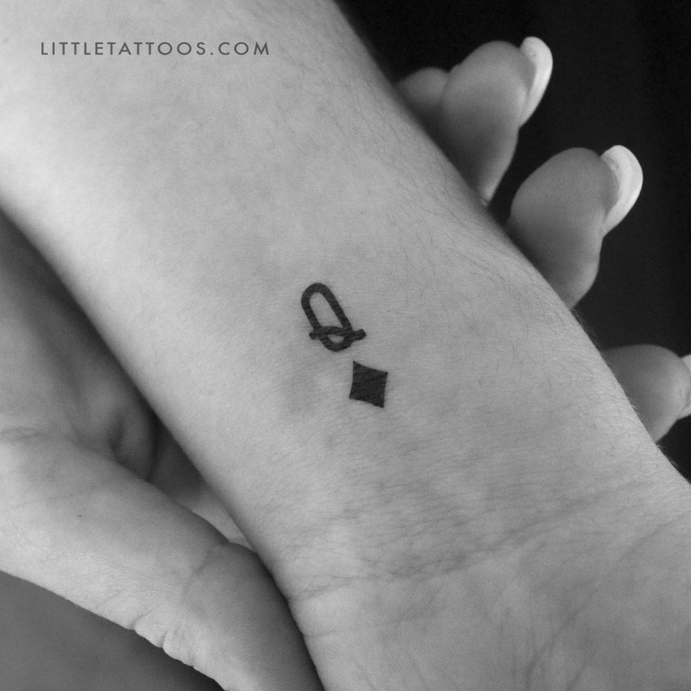 Does anyone have playing cards tattoos? I don't but I'm considering a card  back rather than a specific front. : r/playingcards, image size:1000x1000