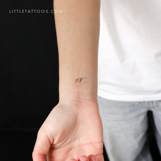 Tatuaje temporal con letra N cursiva (juego de 3)