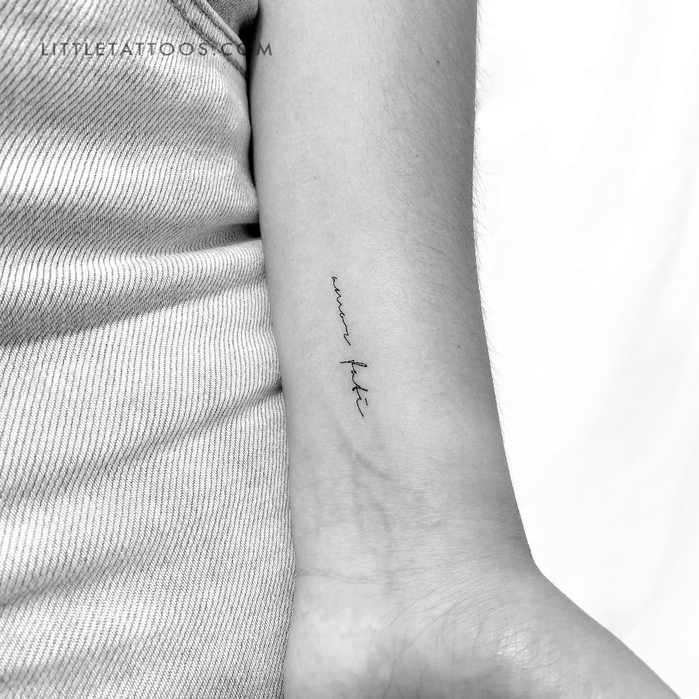 Tatuaje temporal "Amor Fati" con fuente manuscrita - Juego de 3