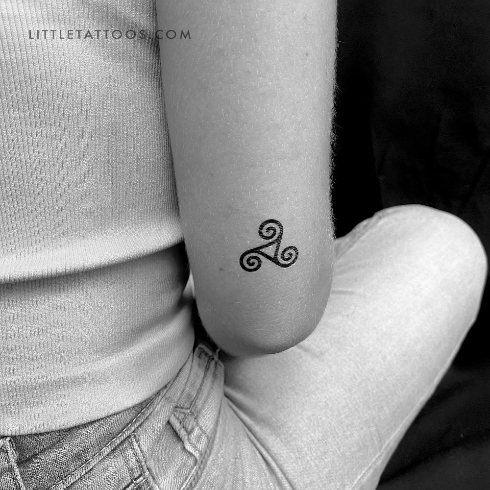 Trisquel Temporary Tattoo - Set of 3