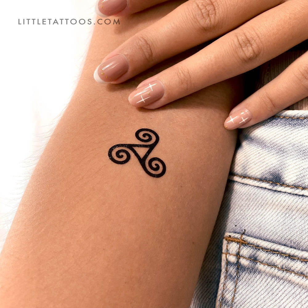 Trisquel Temporary Tattoo - Set of 3