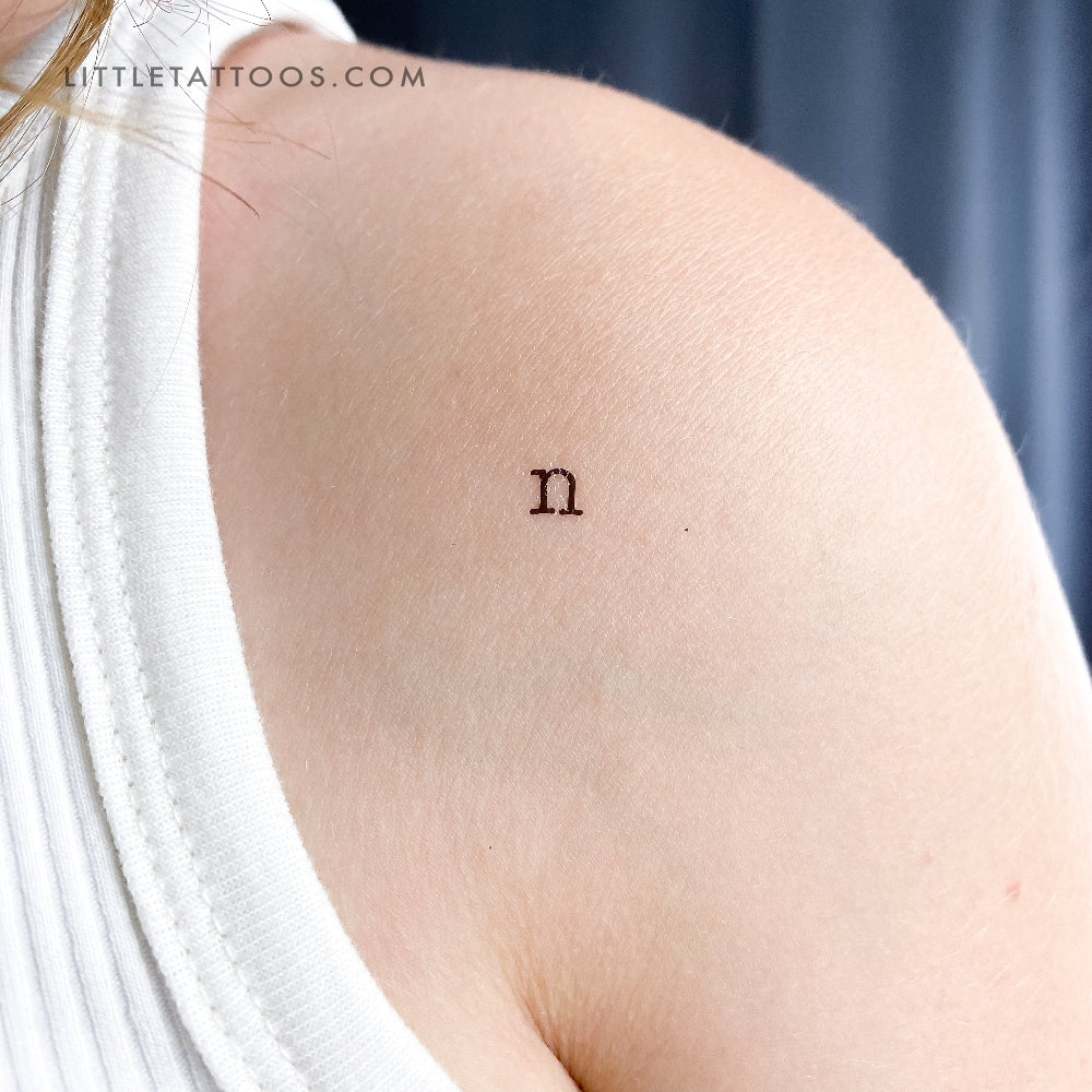 Tatuaje temporal de la letra N minúscula de máquina de escribir (juego de 3)