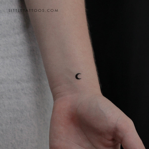 Small Black Crescent Moon Temporary Tattoo - Set of 3
