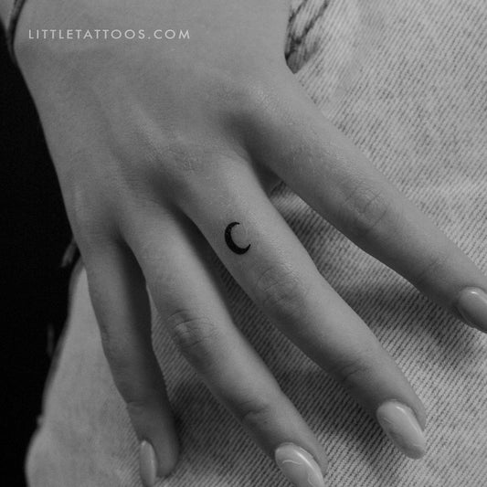 Small Black Crescent Moon Temporary Tattoo - Set of 3
