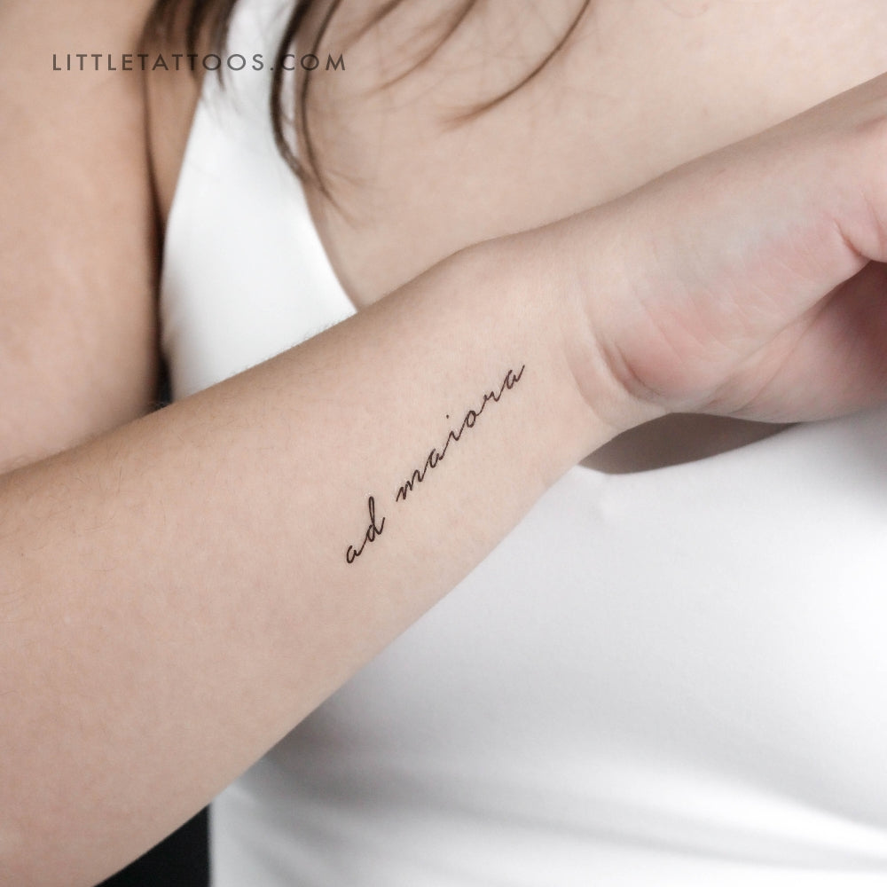 Tatuaje temporal Ad Maiora - Juego de 3