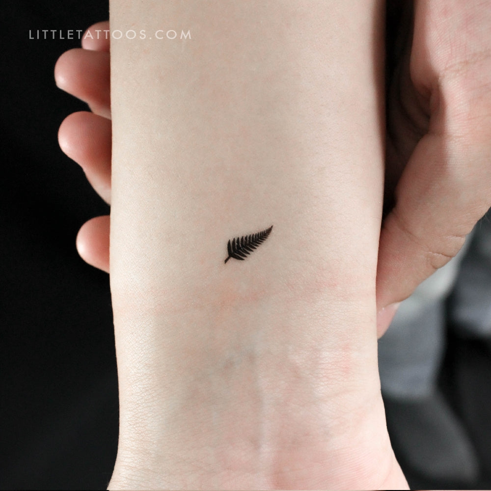 Tatuaje temporal de hoja de helecho plateado (juego de 3)