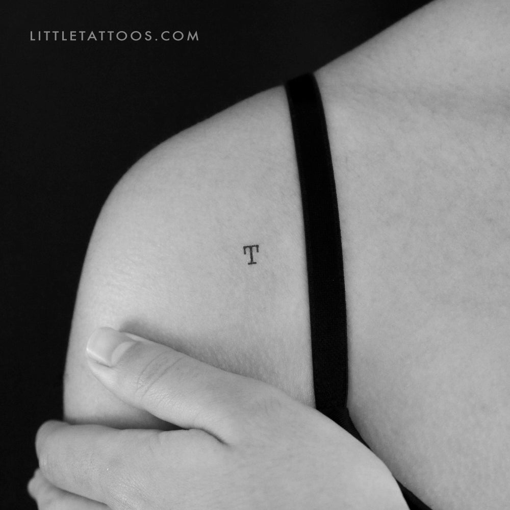 Tatuaje temporal de la letra T mayúscula de máquina de escribir (juego de 3)