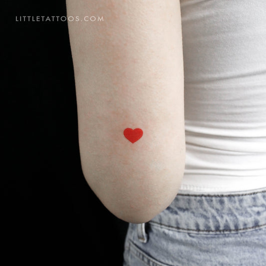 Tatuaje temporal de corazón pequeño en rojo (juego de 3)