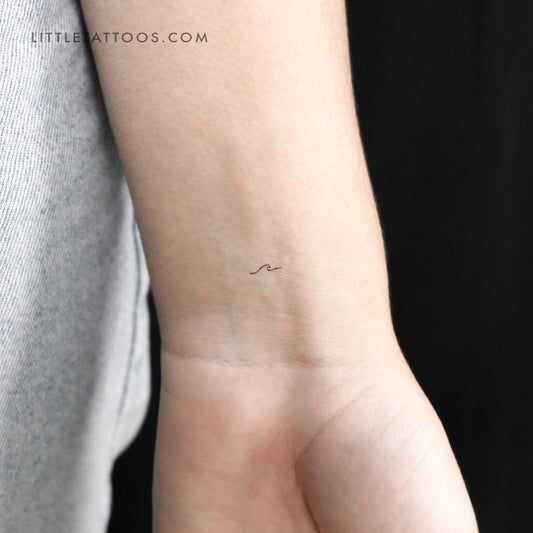 Tiny Wave Temporary Tattoo - Set of 3