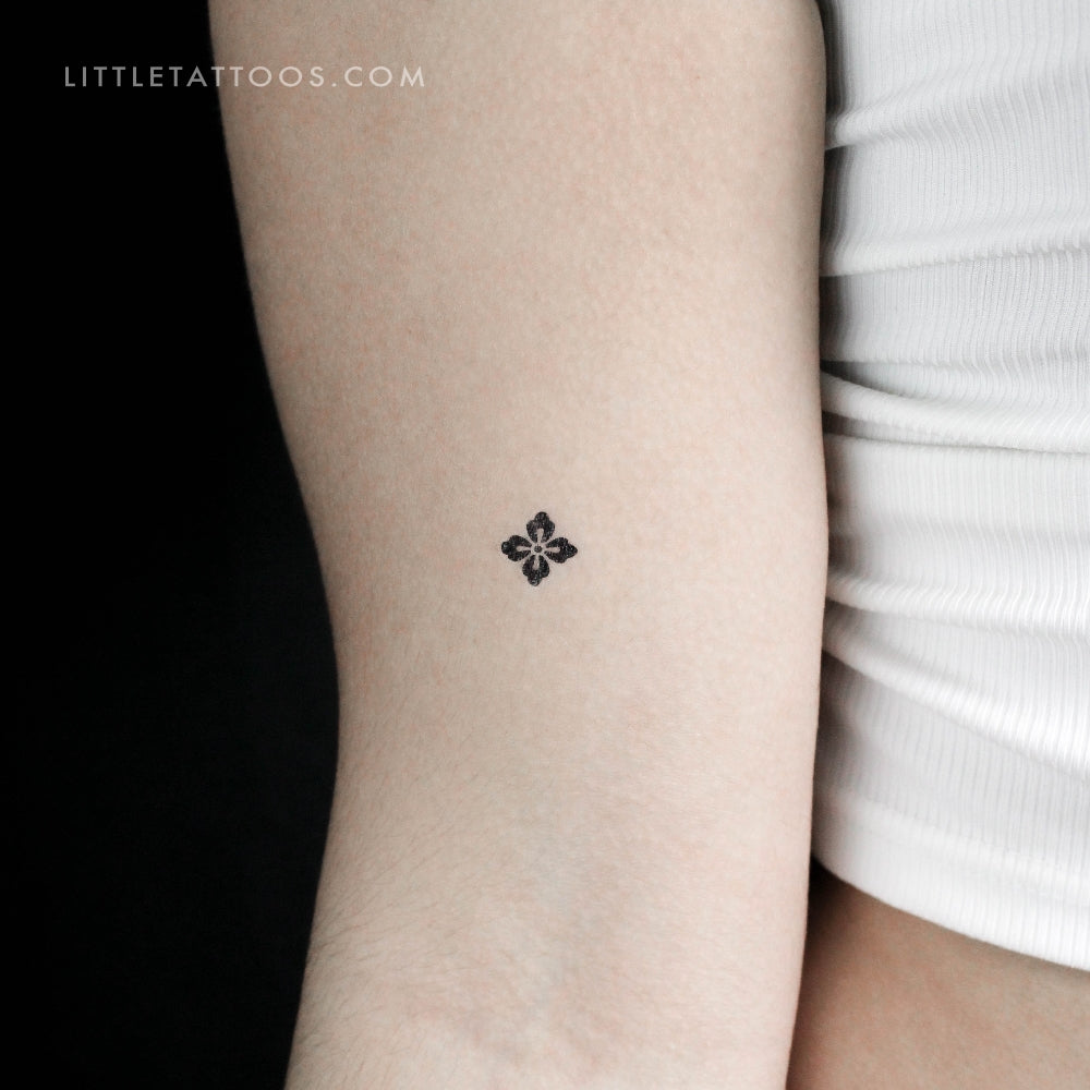 Tatuaje temporal pequeño de Hana Wachigai (juego de 3)