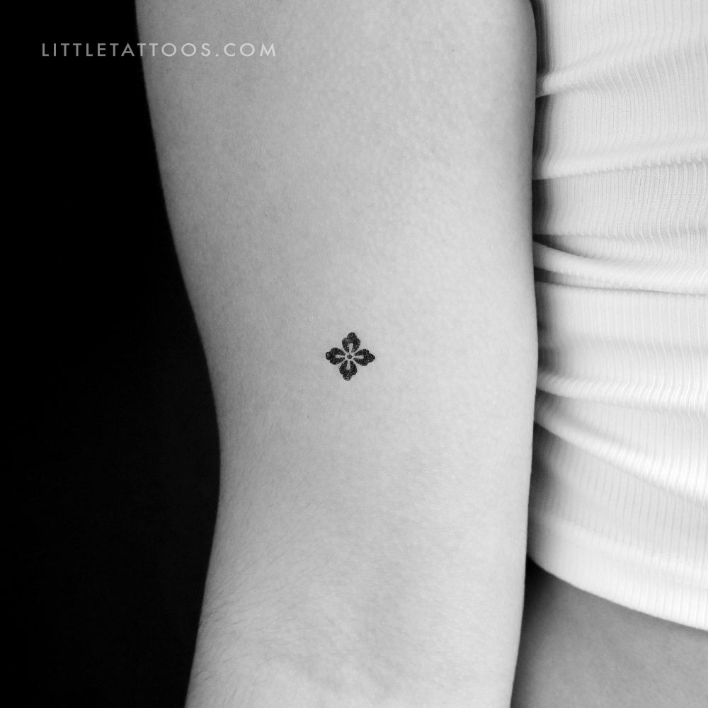 Tatuaje temporal pequeño de Hana Wachigai (juego de 3)