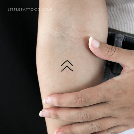 Tatuaje temporal minimalista de flecha y chevrón (juego de 3)