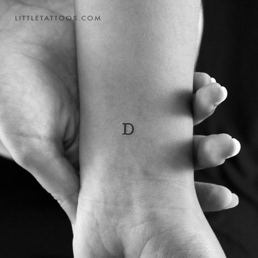 Tatuaje temporal de la letra D mayúscula de máquina de escribir (juego de 3)