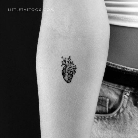 Tatuaje temporal de corazón anatómico floral (juego de 3)