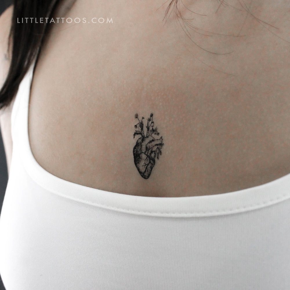 Tatuaje temporal de corazón anatómico floral (juego de 3)