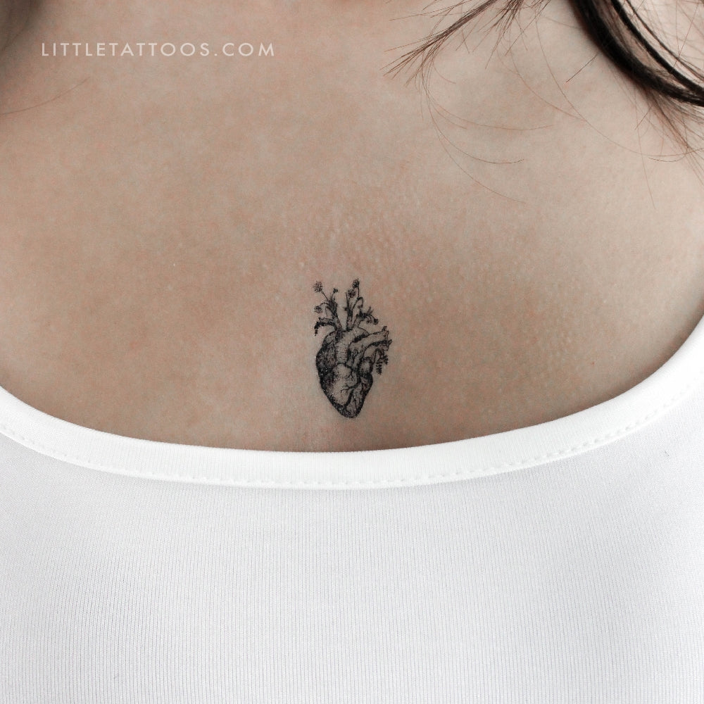 Tatuaje temporal de corazón anatómico floral (juego de 3)
