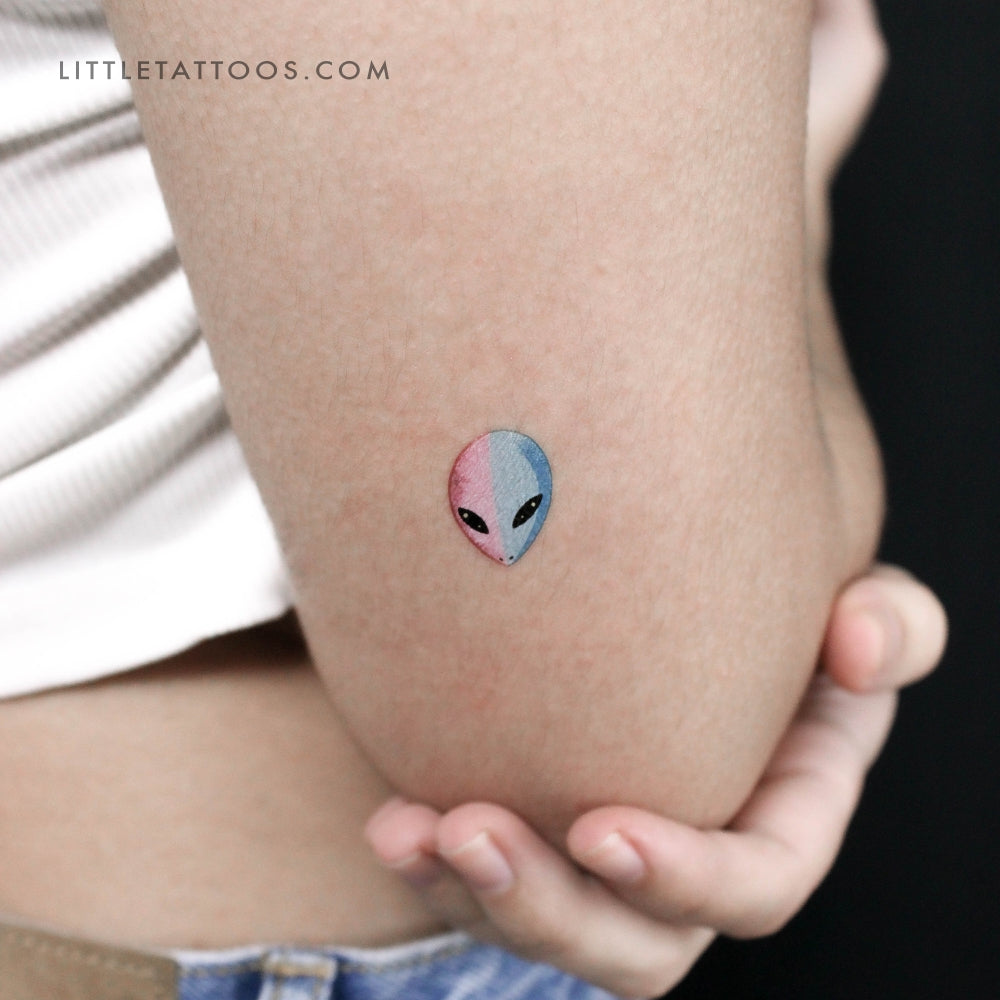 Tatuaje temporal de cabeza de extraterrestre de Ann Lilya (juego de 3)