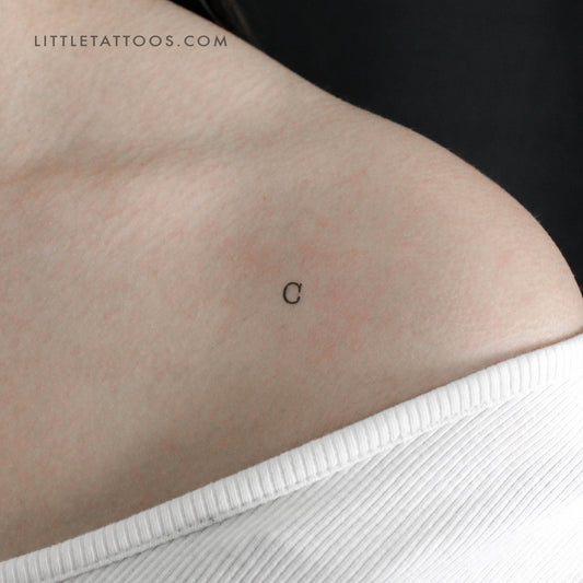 Tatuaje temporal de la letra C mayúscula de máquina de escribir (juego de 3)