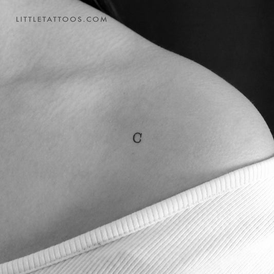 Tatuaje temporal de la letra C mayúscula de máquina de escribir (juego de 3)