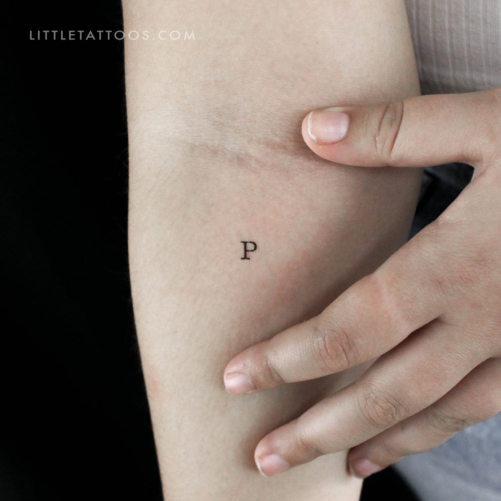Tatuaje temporal de la letra P mayúscula de máquina de escribir (juego de 3)