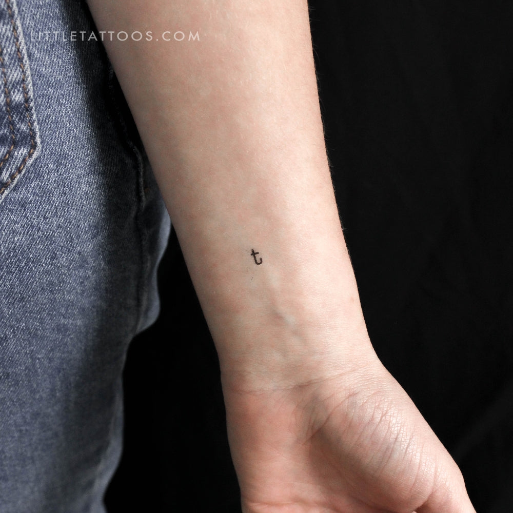 Tatuaje temporal de la letra T minúscula de máquina de escribir (juego de 3)