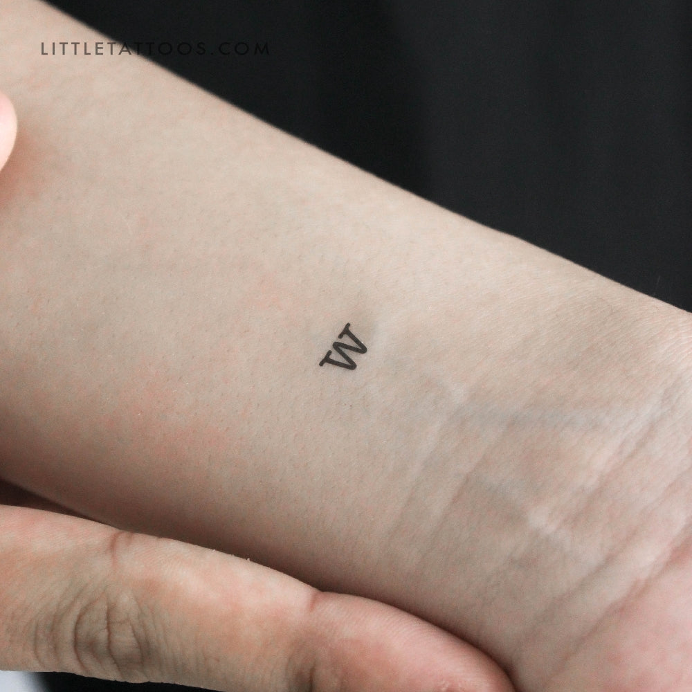 Tatuaje temporal de la letra W minúscula de máquina de escribir (juego de 3)