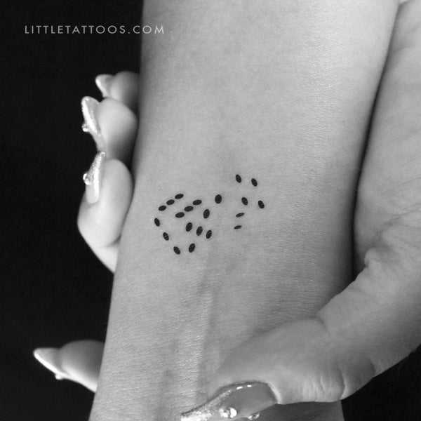 Minimalist Pair of Dice Temporary Tattoo - Set of 3