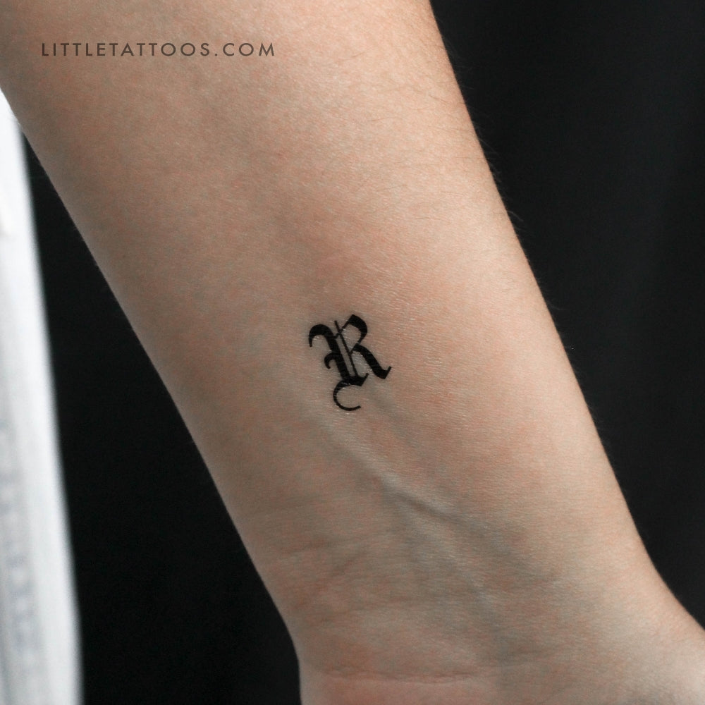 Tatuaje temporal de la letra R gótica - Juego de 3