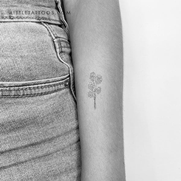 Small Daisy Bouquet Temporary Tattoo - Set of 3