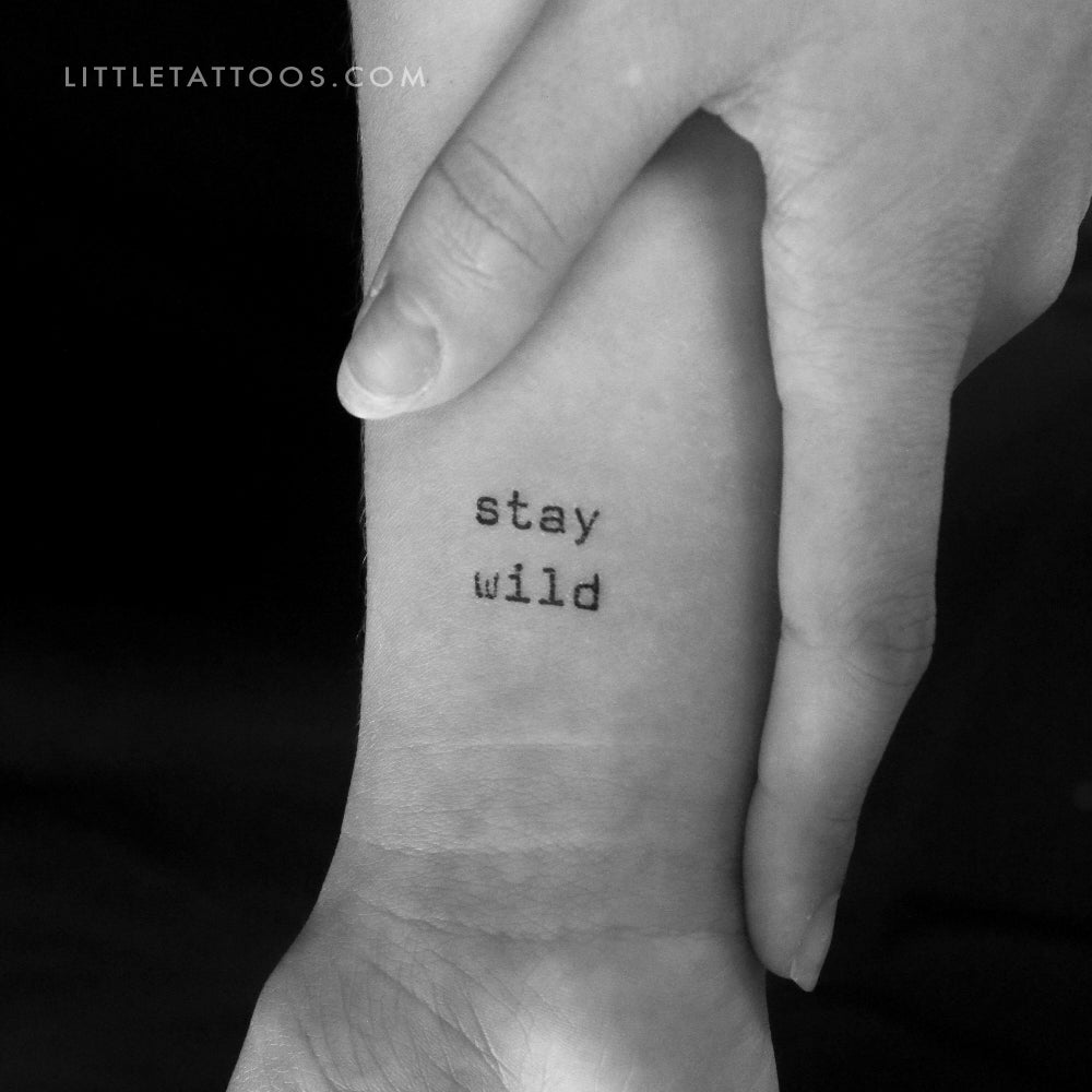 Tatuaje temporal "Stay Wild" de fuente de máquina de escribir - Juego de 3