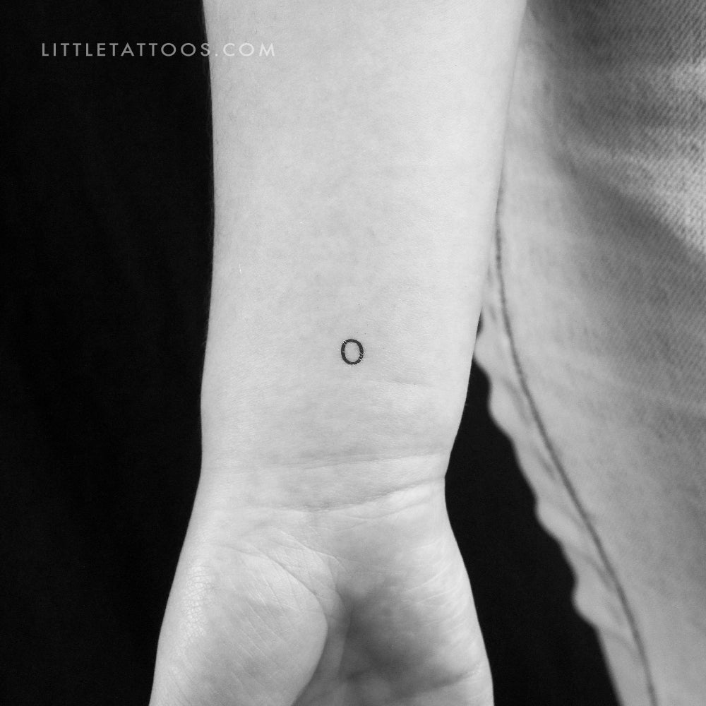 Tatuaje temporal de la letra O mayúscula de máquina de escribir (juego de 3)
