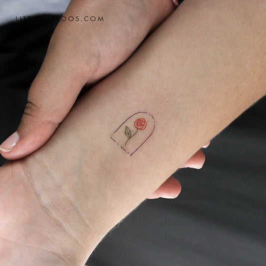 Tatuaje temporal minimalista de rosa en una cúpula de cristal (juego de 3)