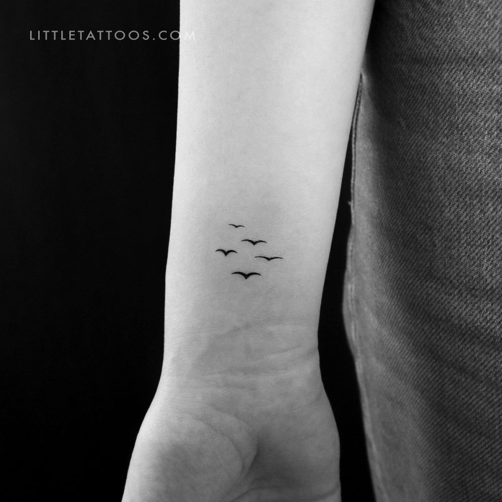 Seagull Silhouette Tattoo seagull-silhouette-tattoo
