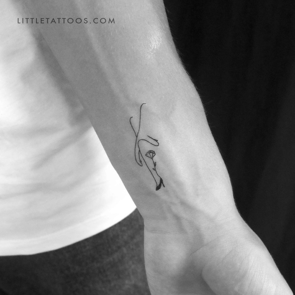 Tatuaje temporal de mujer con brazos cruzados de Tukoi (juego de 3)