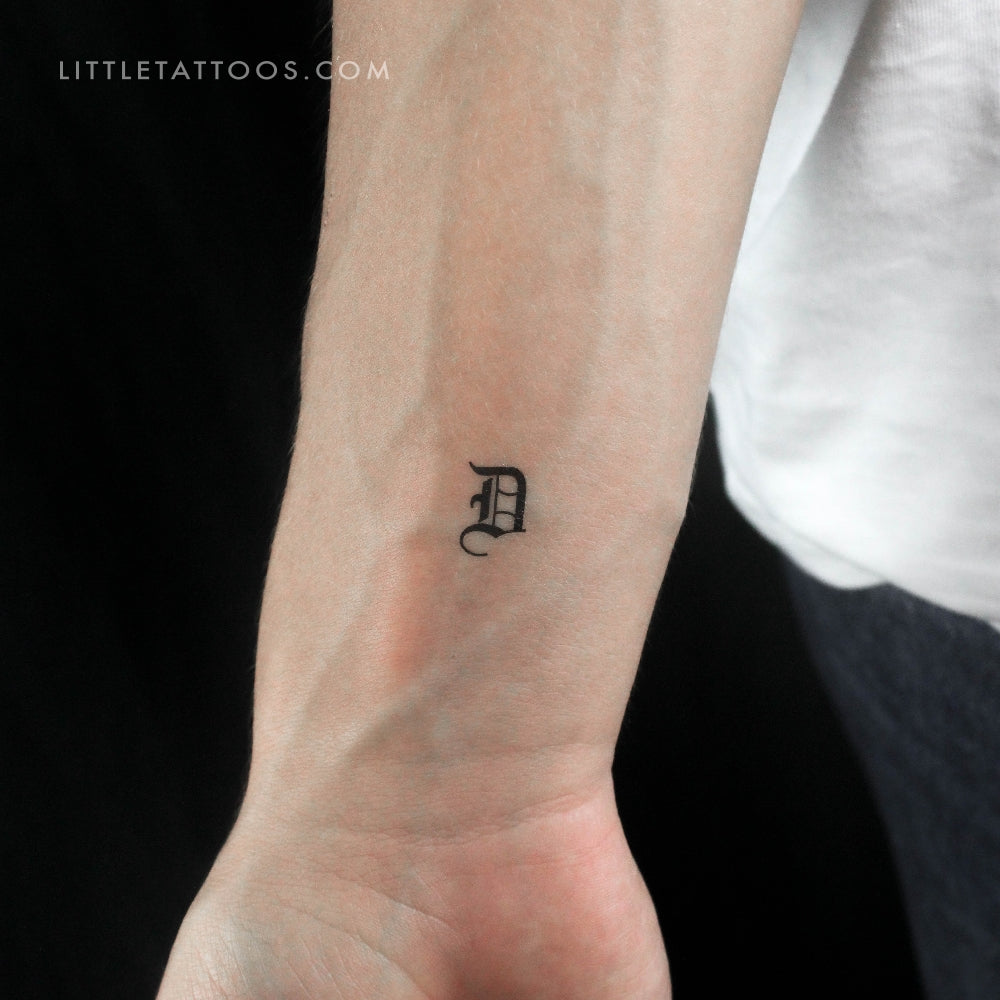 Tatuaje temporal de la letra D gótica - Juego de 3