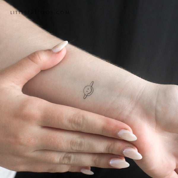 Smiley Saturn Temporary Tattoo - Set of 3