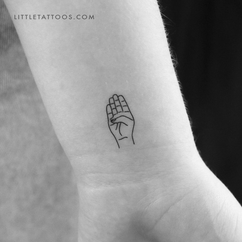 Ily sign language tattoo - Bronctattooaus.com