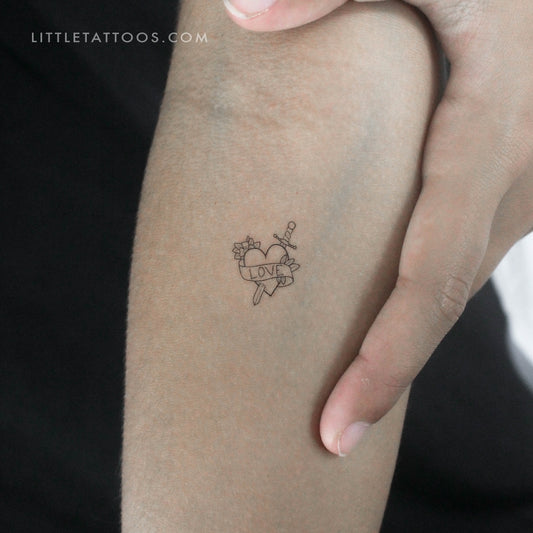 Tatuaje temporal de corazón y espada (juego de 3)