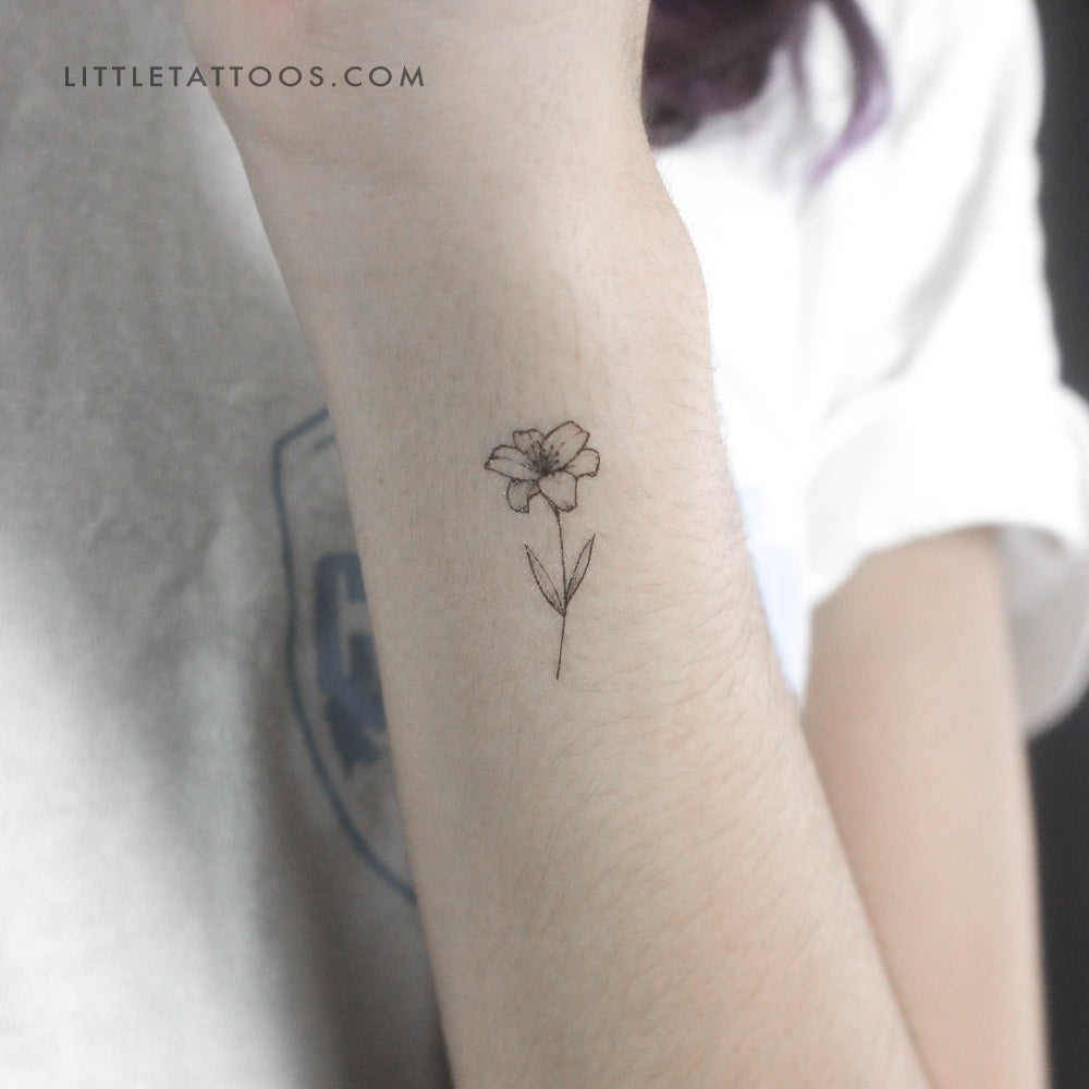 Lily Temporary Tattoo - Set of 3