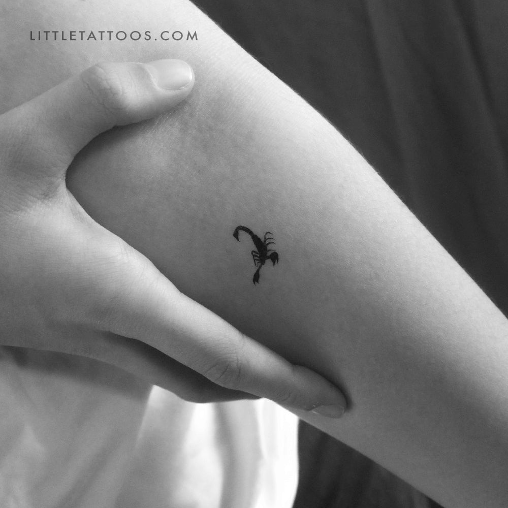 Tatuaje temporal de escorpión negro diminuto (juego de 3)