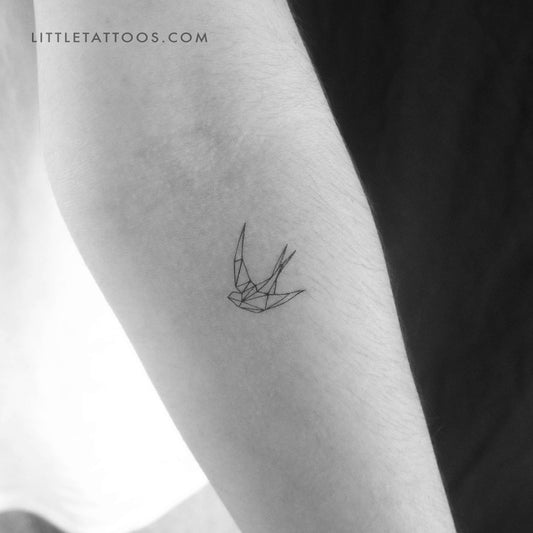 Tatuaje temporal de golondrina de baja poligonización (juego de 3)