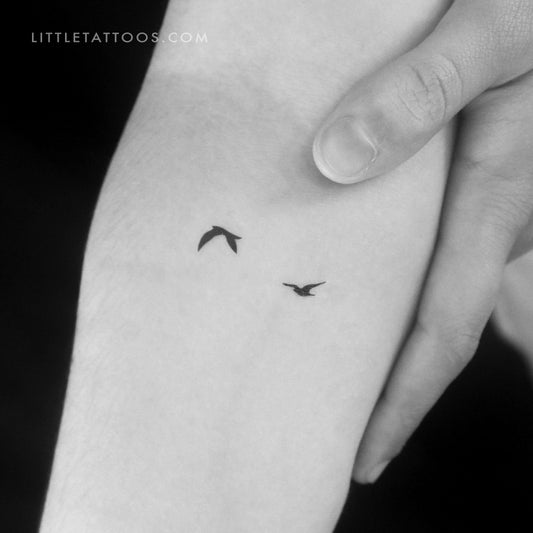 Tatuaje temporal de dos pájaros volando - Juego de 3