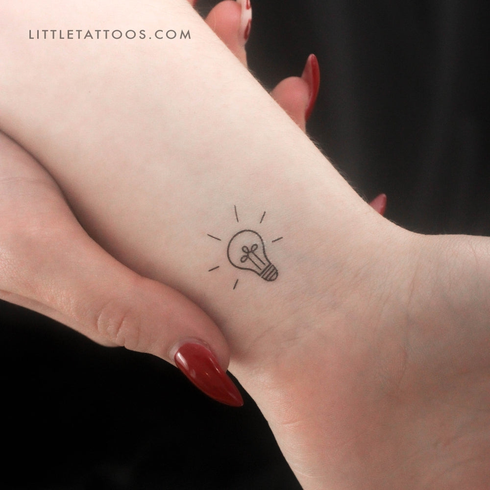 Tatuaje temporal de bombilla brillante (juego de 3)