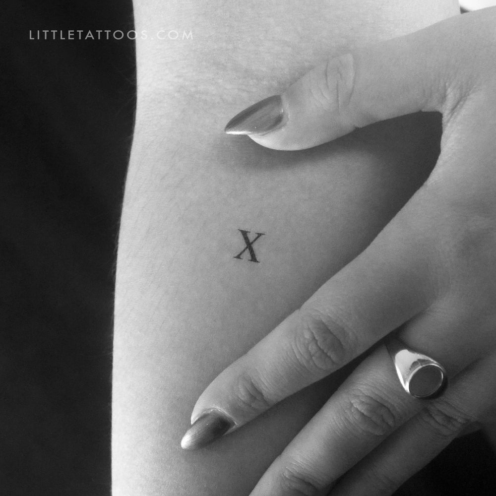 Tatuaje temporal de la letra X mayúscula con serifa - Juego de 3