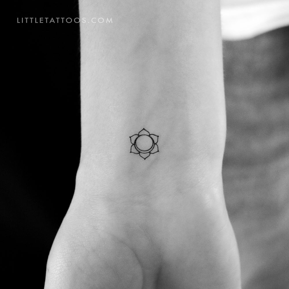 Small Svadhishthana Chakra Temporary Tattoo - Set of 3
