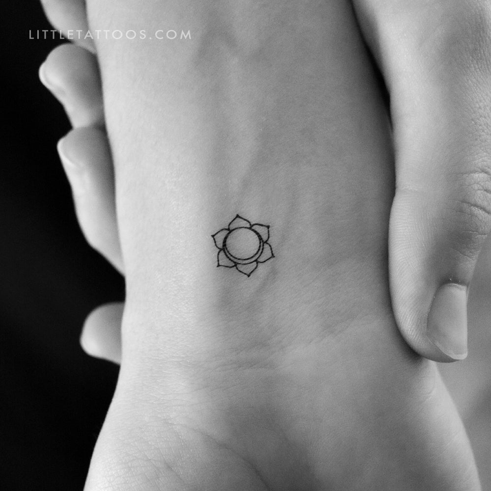 Small Svadhishthana Chakra Temporary Tattoo - Set of 3