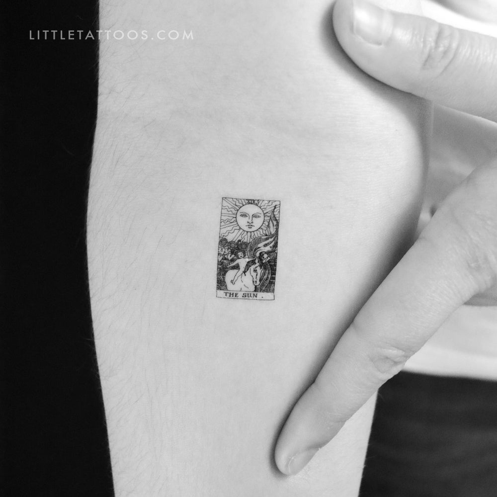 Tatuaje temporal de la carta del Tarot "El Sol" (juego de 3)