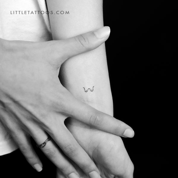 Boobs Temporary Tattoo - Set of 3